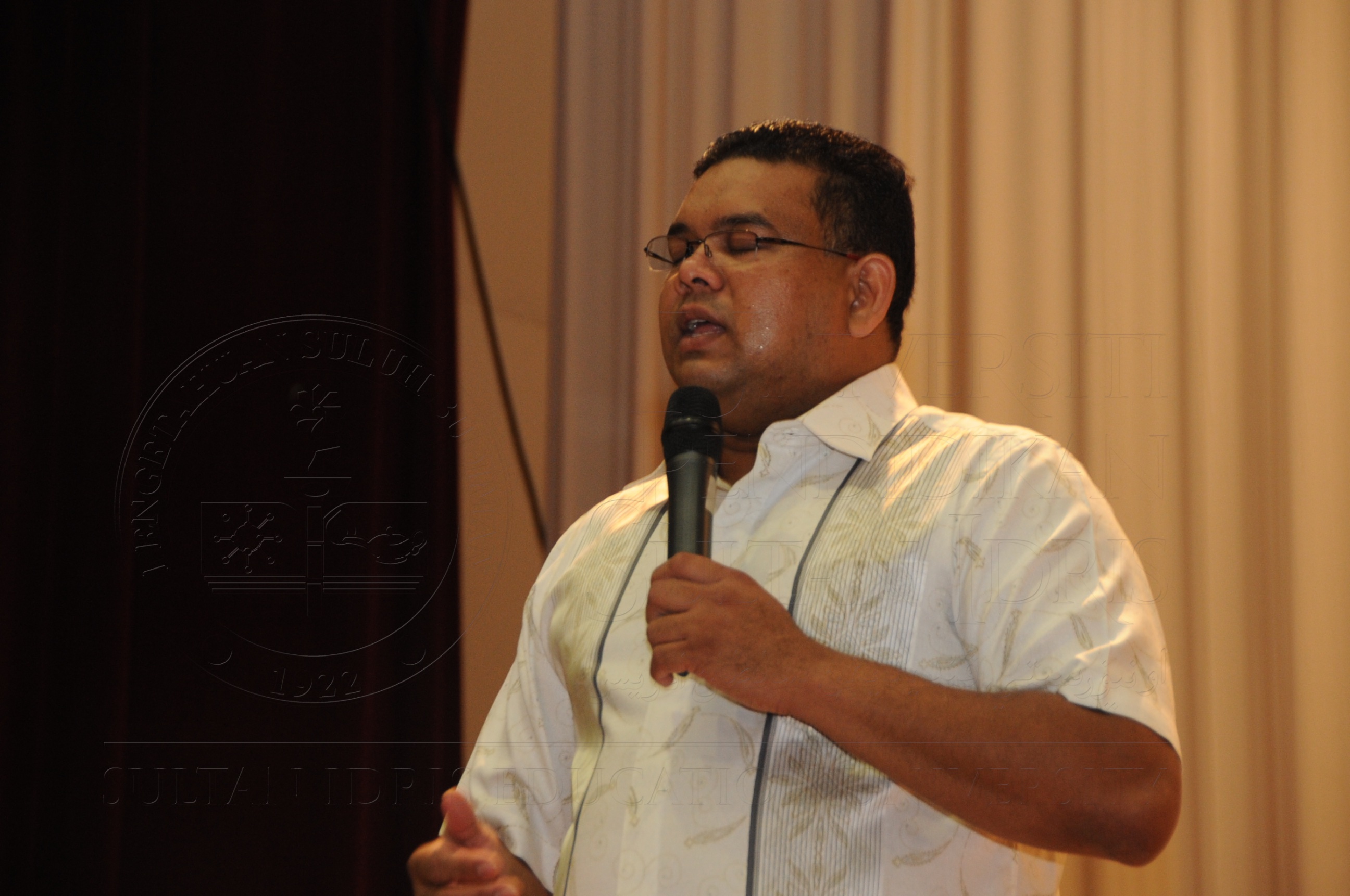 PRO16 15 ismp HAS 9784